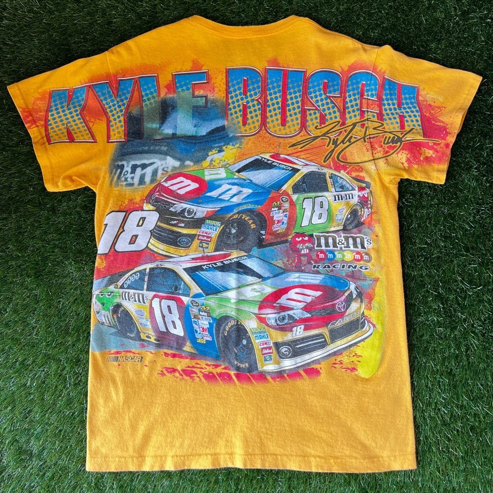 Vintage Kyle Busch M&Ms AOP 🚖 - Picture 2 of 3